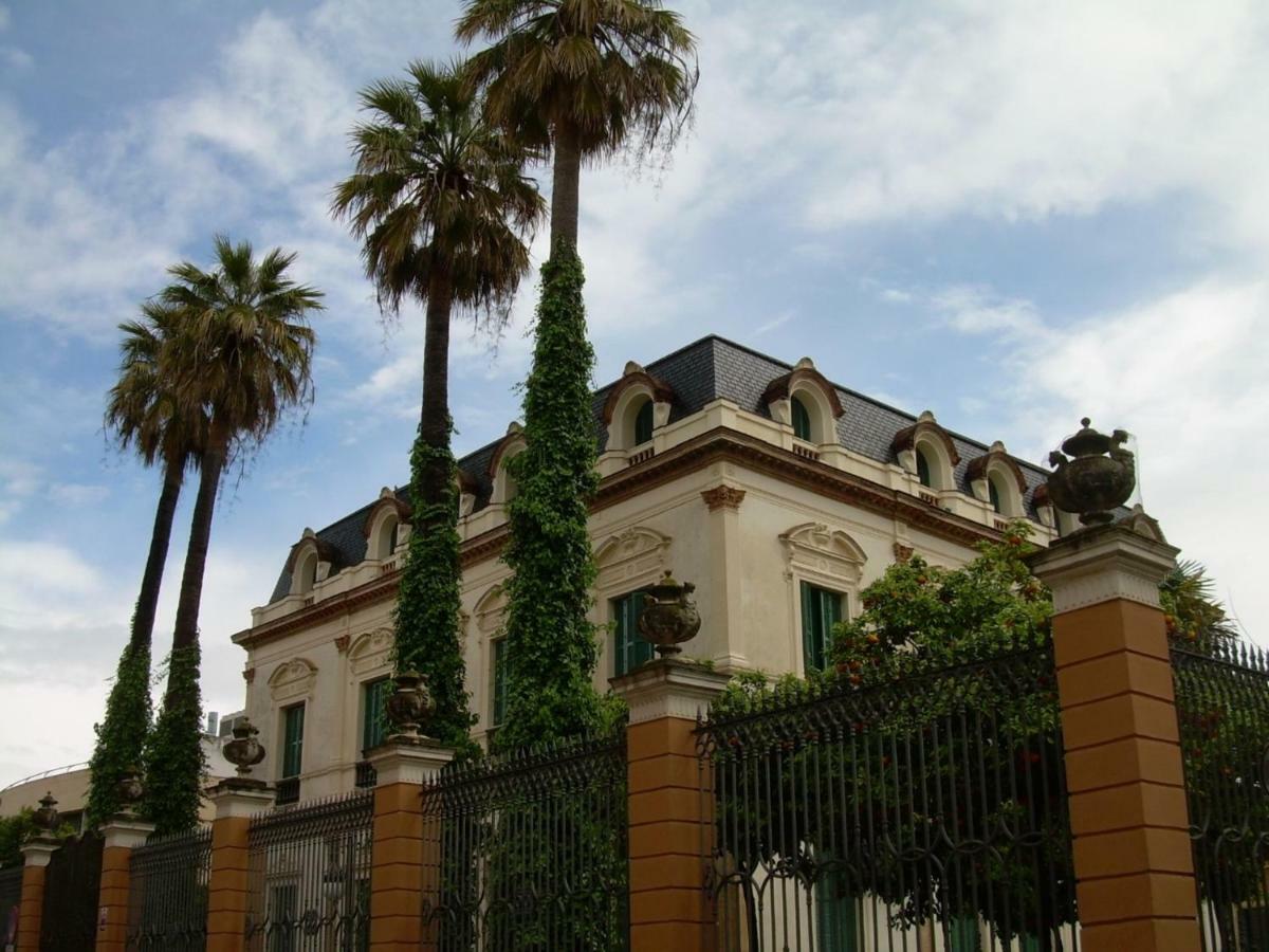 Medina Apartment And Parking Historical Center Севилья Экстерьер фото